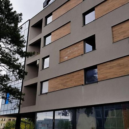Victory Apartment Nikšić Esterno foto