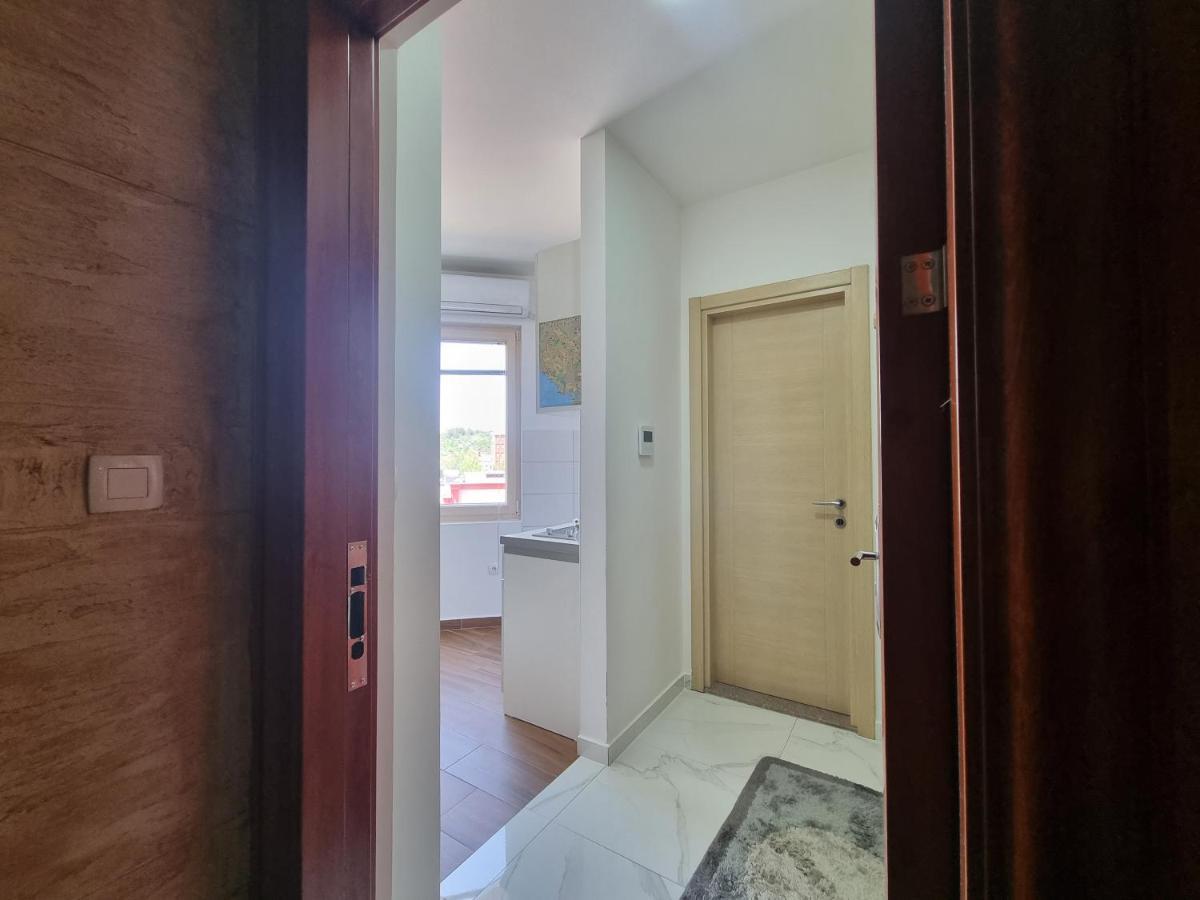 Victory Apartment Nikšić Esterno foto