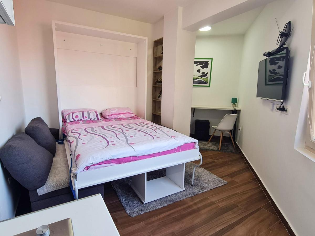 Victory Apartment Nikšić Esterno foto